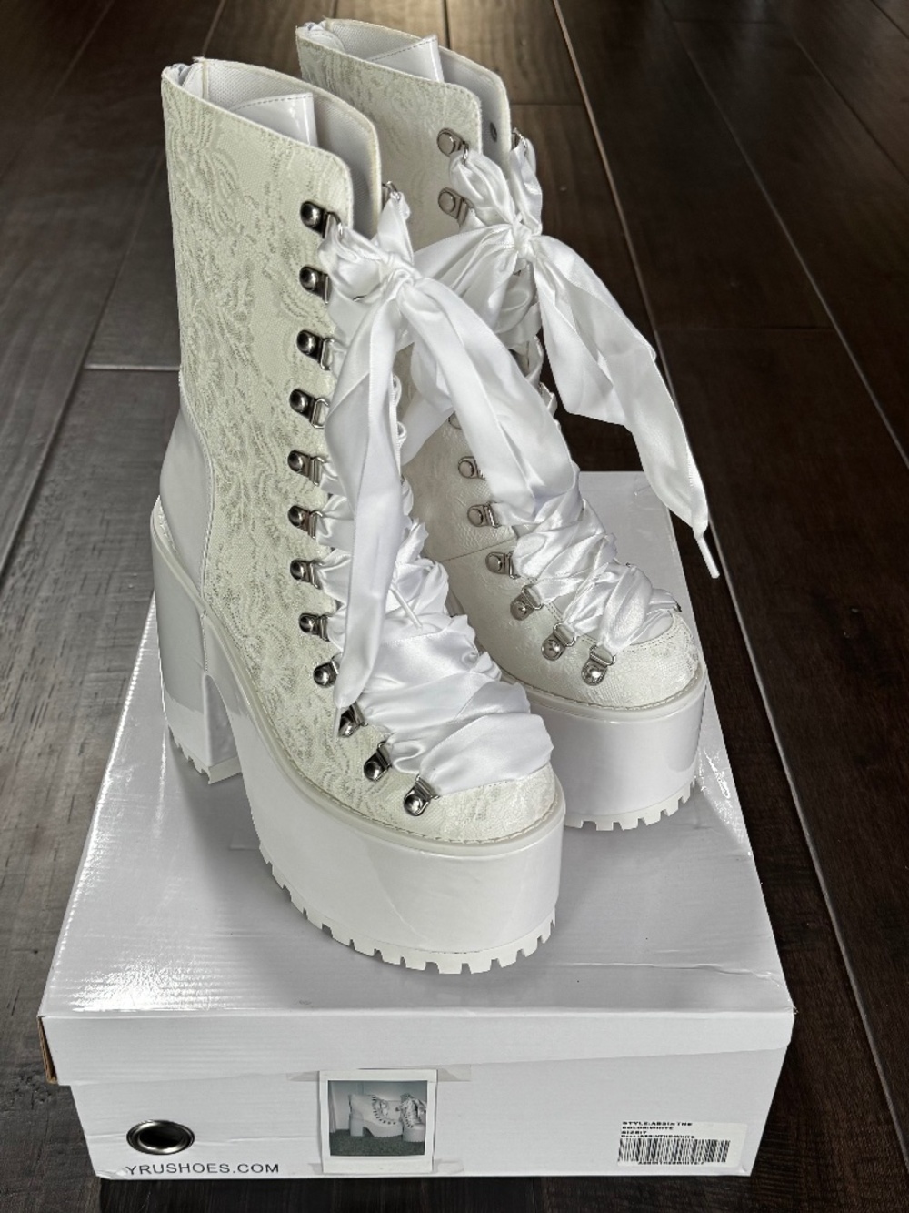 YRU Ribbons and Lace Absinthe Platforms White Size 7